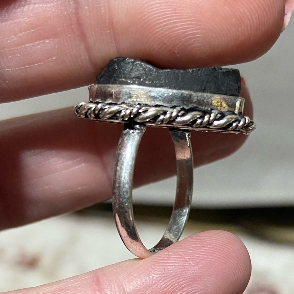 Rough Tourmaline 925 Ring. Size 9 - Picture 3 of 6